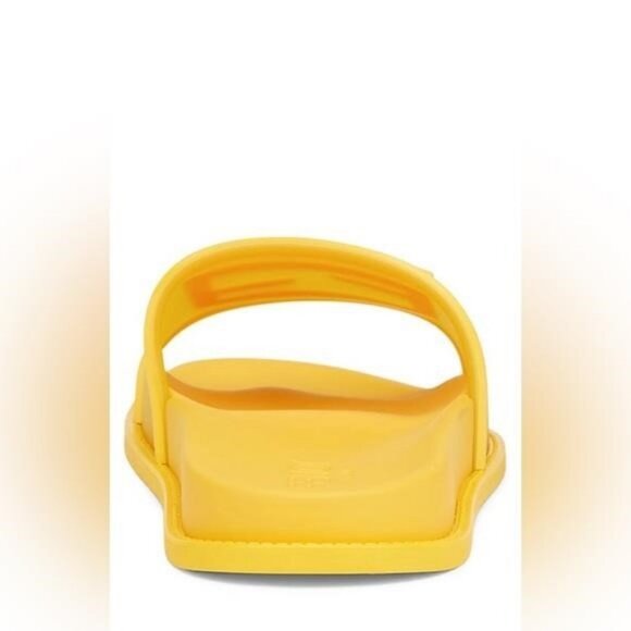 NEW - FENDI Logo-Embossed Baguette Rubber Slide Sandals - Yellow Size US 7 - Picture 4 of 8
